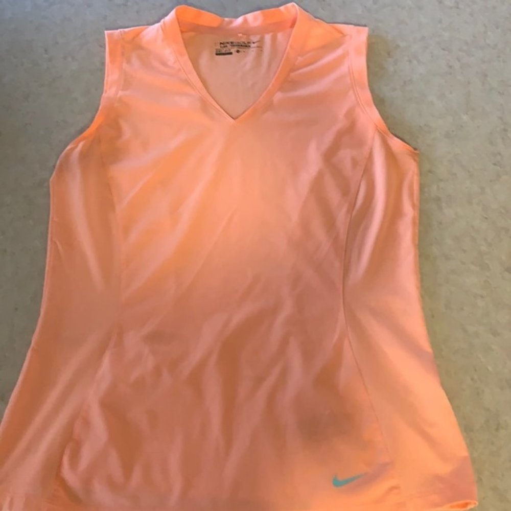 Nike Golf Tour Performance